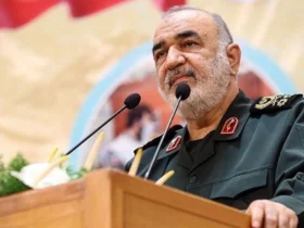 سردار سلامی: ایران با اقتدار مقابل ارتش دشمن ایستاده است _ در میانه جنگ اما بی‌هراس
