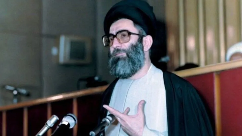 تاریخ دقیق انتخاب آیت‌ الله خامنه‌ای به رهبری جمهوری اسلامی ایران