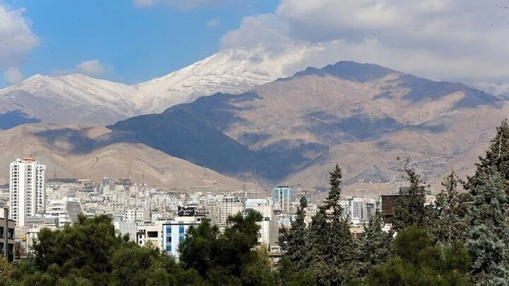 کیفیت هوای تهران امروز: وضعیت قابل قبول با شاخص ۷۸