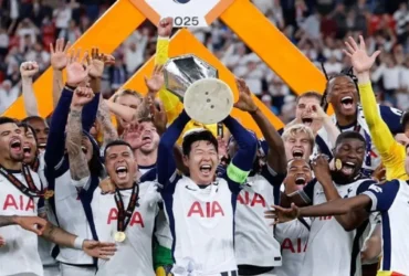 خلاصه بازی تاتنهام ۱-۰ منچستریونایتد _ قهرمانی اسپرز در فینال لیگ اروپا ۲۰۲۵
