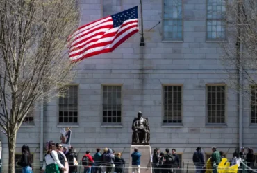 لغو مجوز جذب دانشجوی خارجی برای هاروارد توسط دولت ترامپ