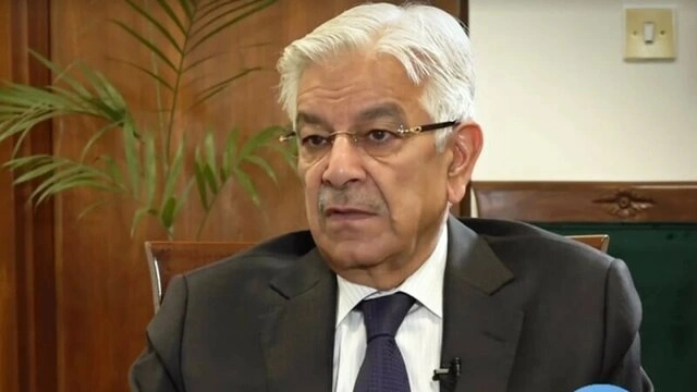وزیر دفاع پاکستان: پایان تنش‌ها منوط به توقف حملات هند است