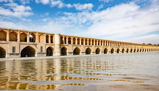 جریان دوباره زاینده‌رود در اصفهان _ چهارمین نوبت رهاسازی آب برای کشت غلات