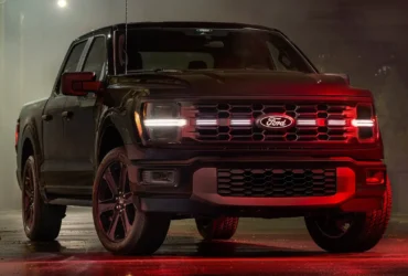 فورد F-150 لوبو ۲۰۲۵: پیکاپ خیابانی با طراحی اسپرت و شخصی‌سازی بی‌نظیر!