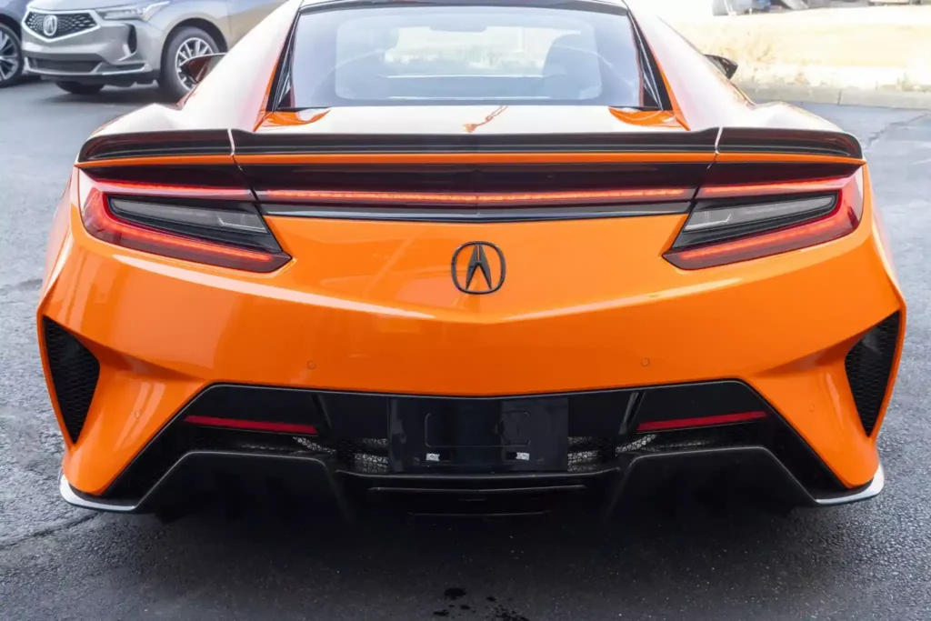 آکورا NSX تایپ S با کارکرد پایین، ۶۲ هزار دلار گران‌تر از قیمت کارخانه فروخته شد