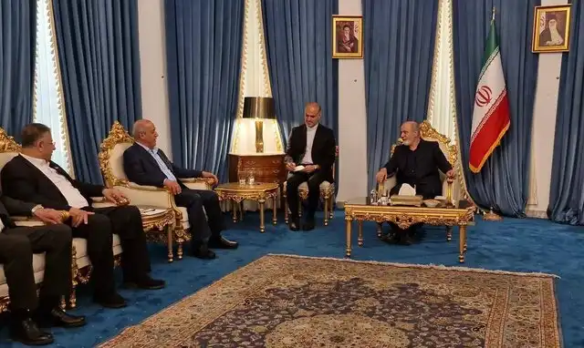 احمدیان در دیدار با جمیل مزهر: مقاومت فلسطین شکست‌ناپذیر است _ وعده الهی برای پیروزی بر ستمگران