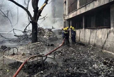 سقوط مرگبار هواپیمای ایرایندیا در احمدآباد هند با ۲۴۲ سرنشین