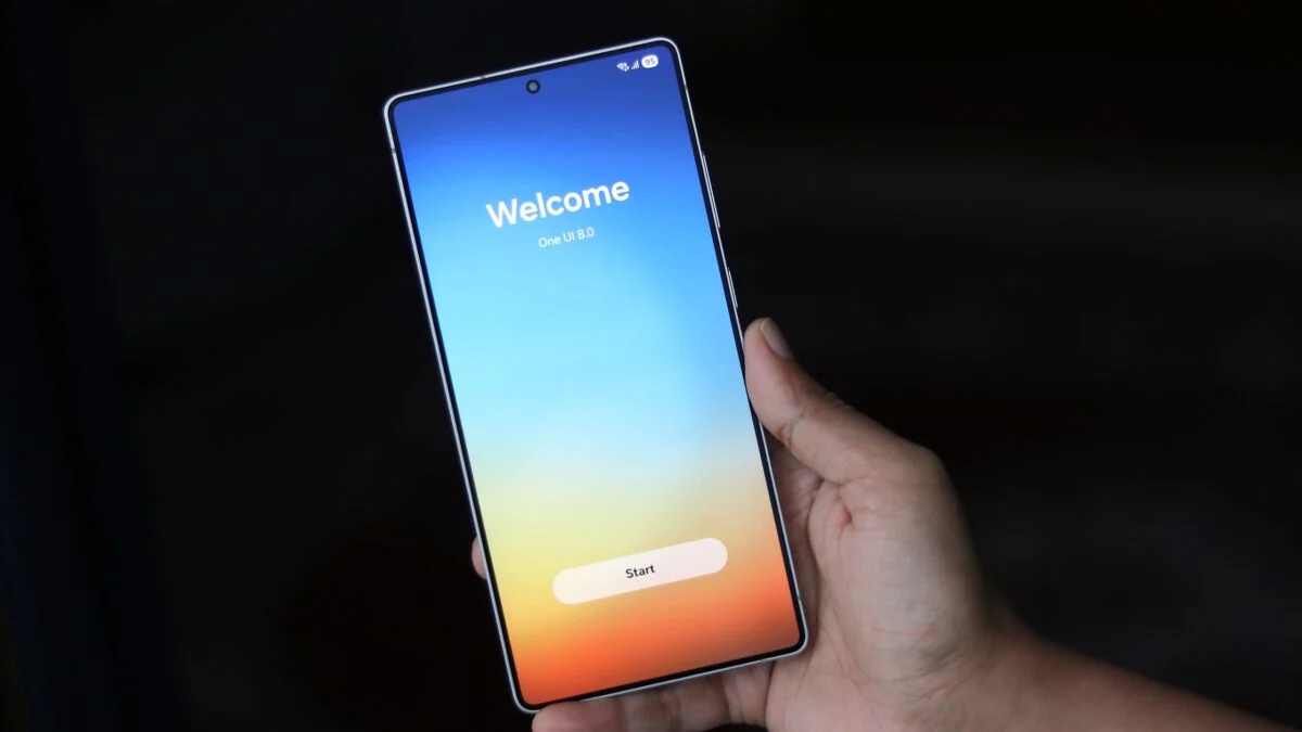 رقابت داغ به‌روزرسانی: اپل در iOS 26 به دنبال ردپای سامسونگ، آیفون‌های ۶ ساله را پوشش می‌دهد!