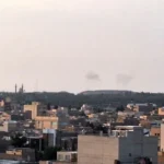 حمله موشکی اسرائیل به قم؛ پدافند هوایی درگیر شد (سایت فردو)
