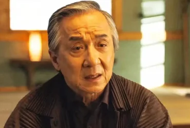 جکی چان شانه دررفته‌اش را در صحنه Karate Kid: Legends خودش جا انداخت!