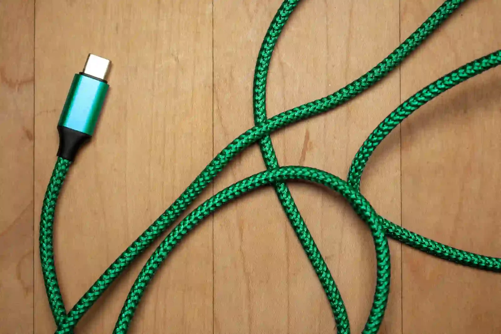 مایکروسافت استاندارد جدیدی برای USB-C معرفی می‌کند