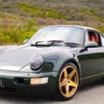 این پورشه 911 بدون یک قطره بنزین غوغا می‌کند!