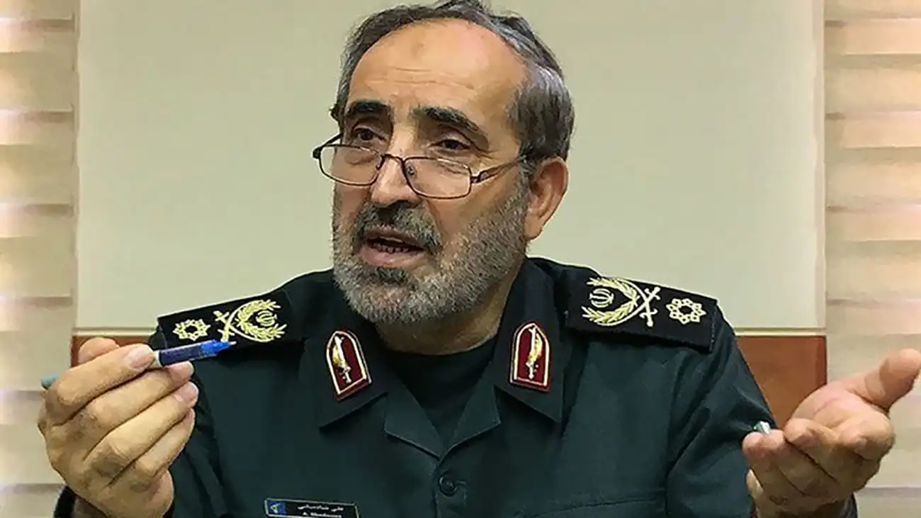 سرلشکر علی شادمانی با حکم رهبر انقلاب فرمانده قرارگاه خاتم شد