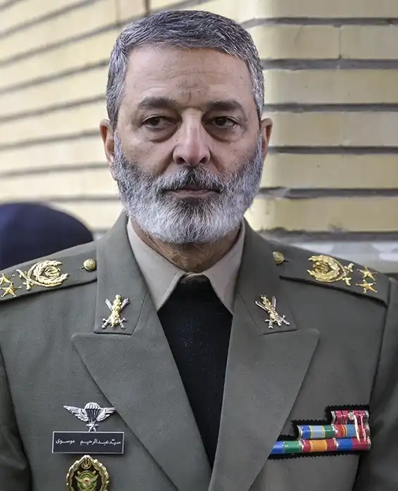 کارزار نذر موشک به ۱۲۳ هزار امضا رسید درخواست رسمی از سرلشکر موسوی برای اعلام شماره کارت