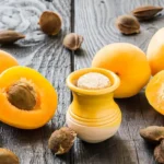 خواص شگفت‌انگیز هسته زردآلو؛ از تقویت قلب تا احتمال پیشگیری از سرطان