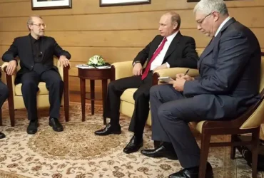 دیدار علی لاریجانی با پوتین در مسکو؛ گفتگو درباره برنامه هسته‌ ای ایران