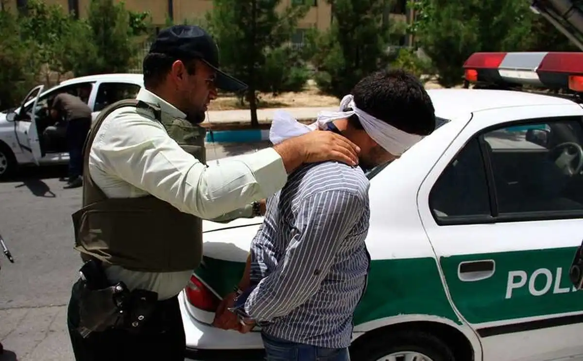 کلاهبرداری ۱۰۰ میلیارد ریالی از ۵۵۰ شهروند در اصفهان با اپلیکیشن واتساپ