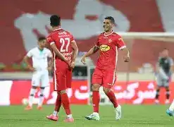 سر یک هوادار پرسپولیس در اصفهان شکست - درگیری‌های پیش از دیدار سپاهان و پرسپولیس