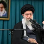 احکام جدید رهبر انقلاب برای احمدیان و شمخانی در شورای دفاع صادر شد