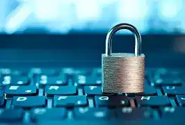 رفع فیلترینگ در دست رئیس‌جمهوری است اما روند طول کشیده