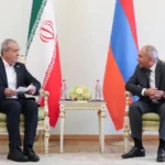 مذاکرات خصوصی پزشکیان و پاشینیان در ایروان آغاز شد