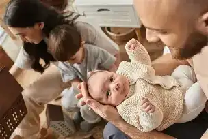شیرینی فرزندپروری در خانواده‌های پرجمعیت - روایت برنامه «زندگی زیباست»