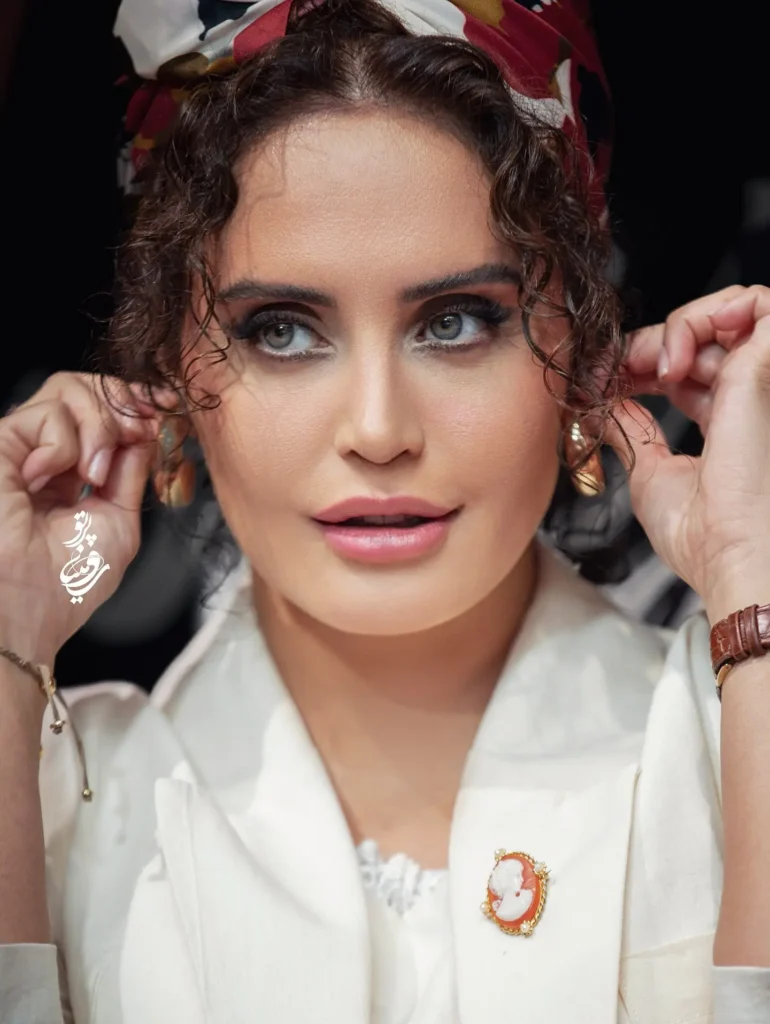 الناز شاکردوست در مراسم اکران فیلم گوزن‌های اتوبان