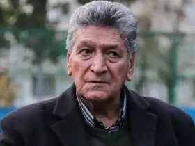 اکبر کارگرجم، پیشکسوت فوتبال ایران در بیمارستان بستری شد