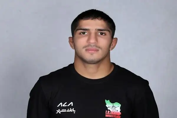 علی مومنی در مسابقات جهانی کشتی ضربه فنی شد