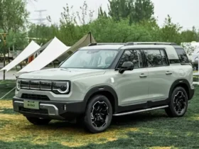 مشخصات فنی و امکانات ماشین بایک BJ30e؛ شاسی‌ بلند جذاب بازار ایران