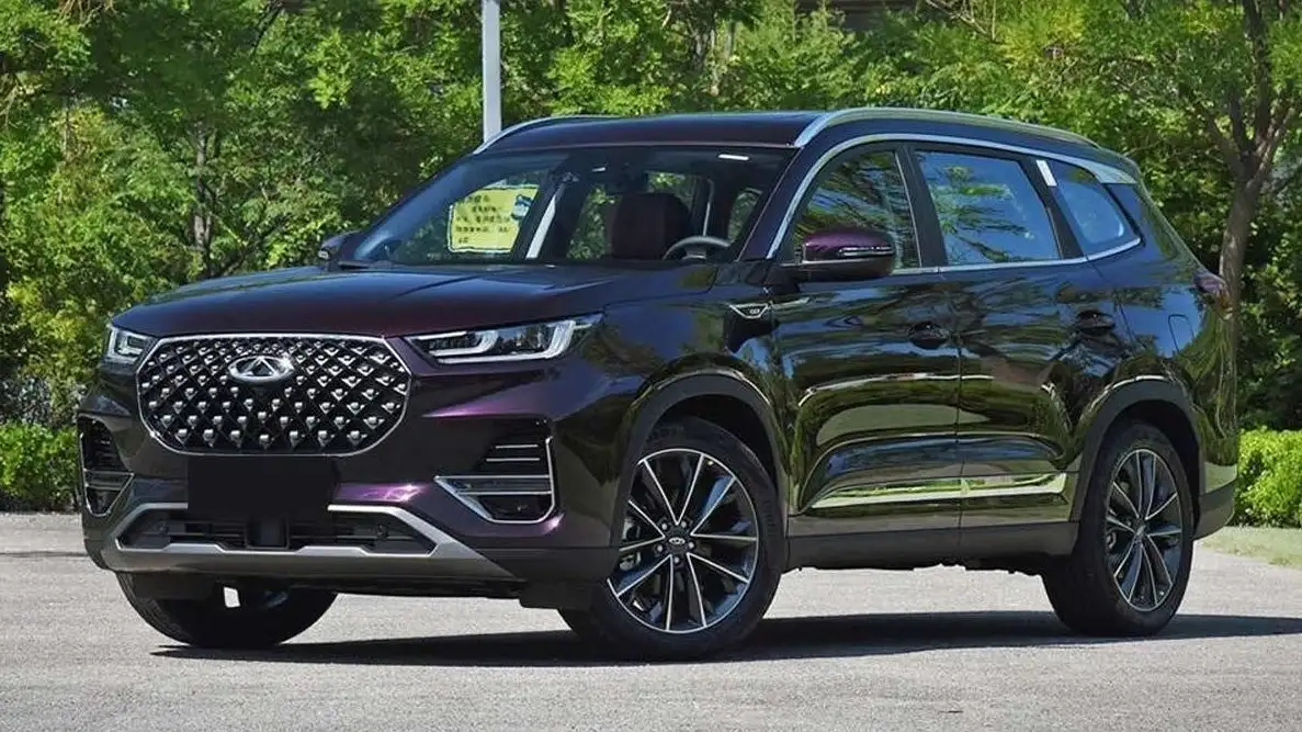 اختلاف دولت و مجلس درباره تعرفه واردات خودرو بالا گرفت