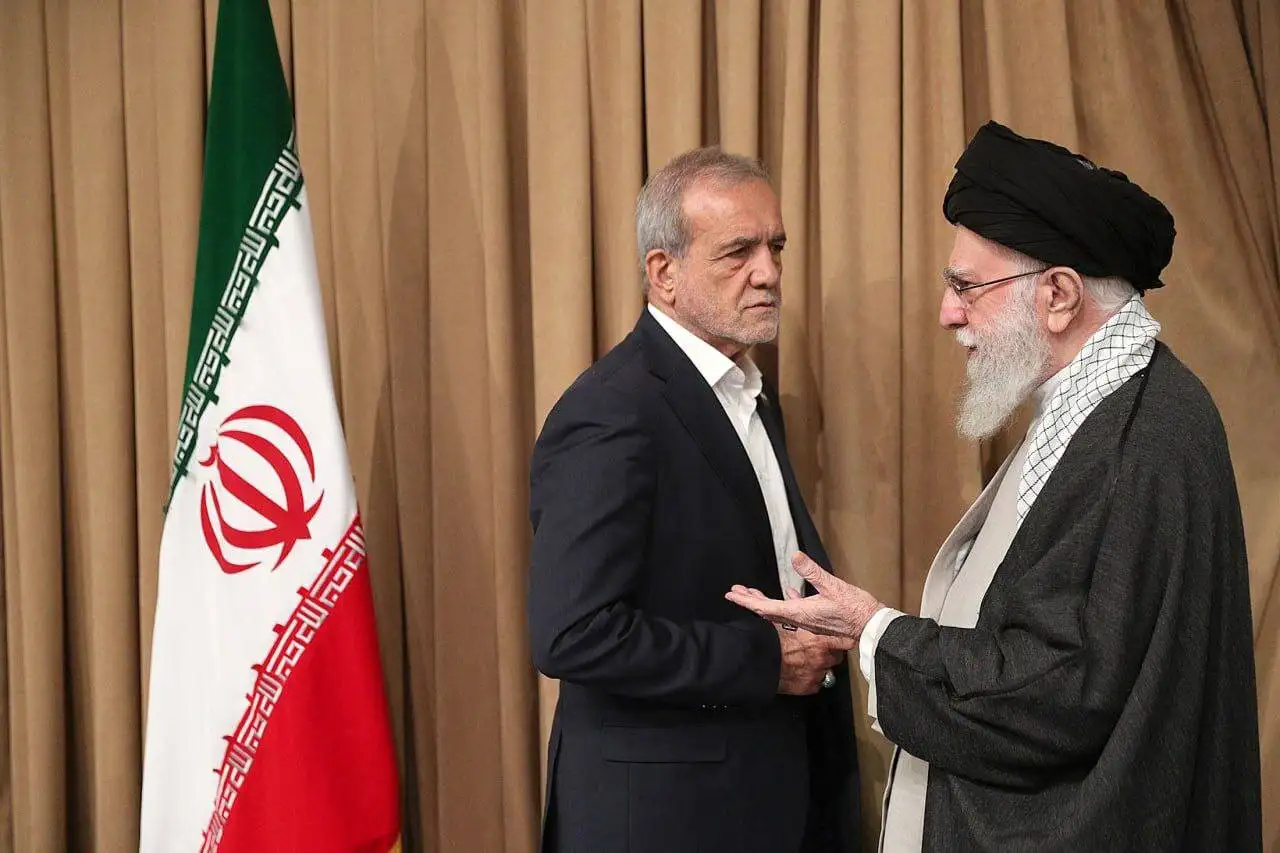 دیدار پزشکیان با رهبر انقلاب پیش از سفر به نیویورک