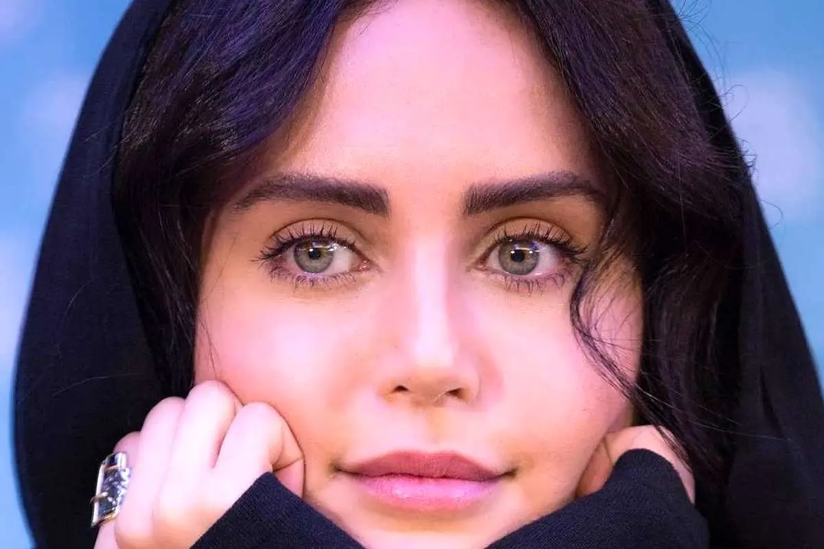 الناز شاکردوست با تیپی عجیب همه نگاه‌ها را به خود معطوف کرد! + عکس