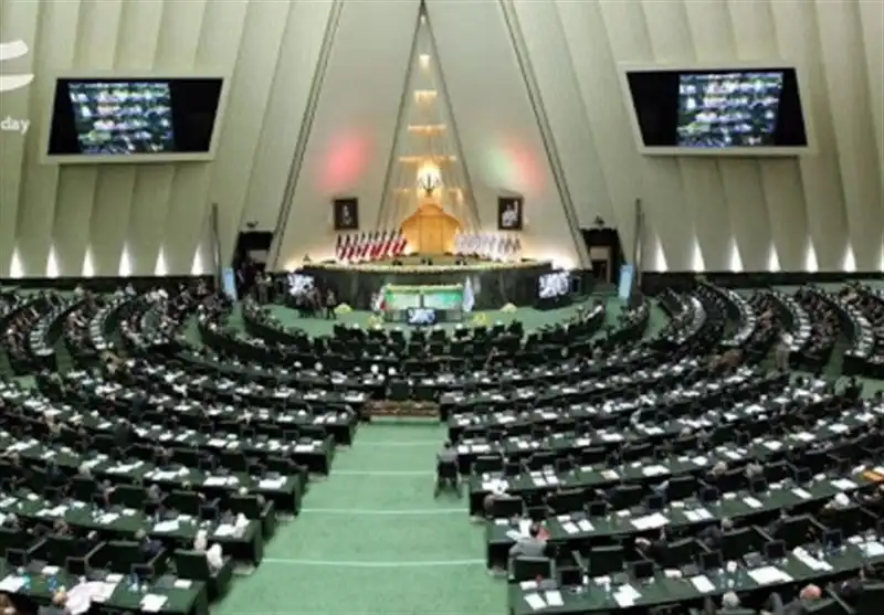 درخواست نماینده مجلس برای تشکیل قرارگاه جنگ اقتصادی