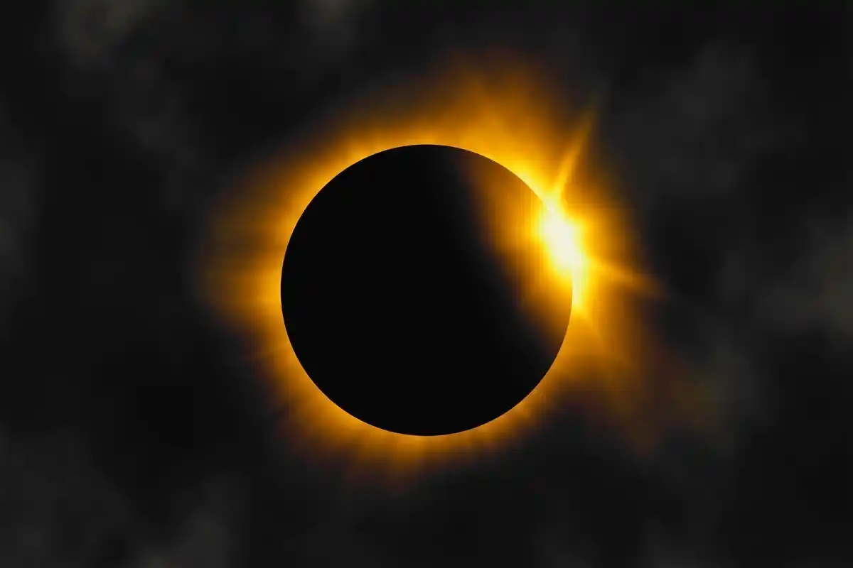 آخرین خورشیدگرفتگی سال ۱۴۰۴ کسوف جزئی ۳۰ شهریور زمان و ساعت دقیق