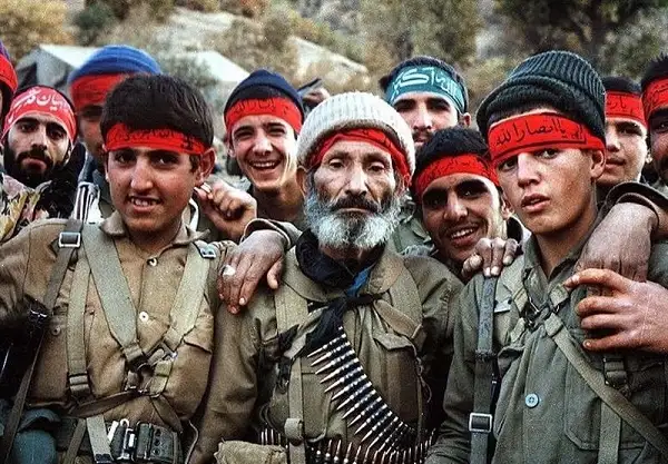 پیام گرامیداشت هفته دفاع مقدس؛ یادمان شهدا و ایثار رزمندگان