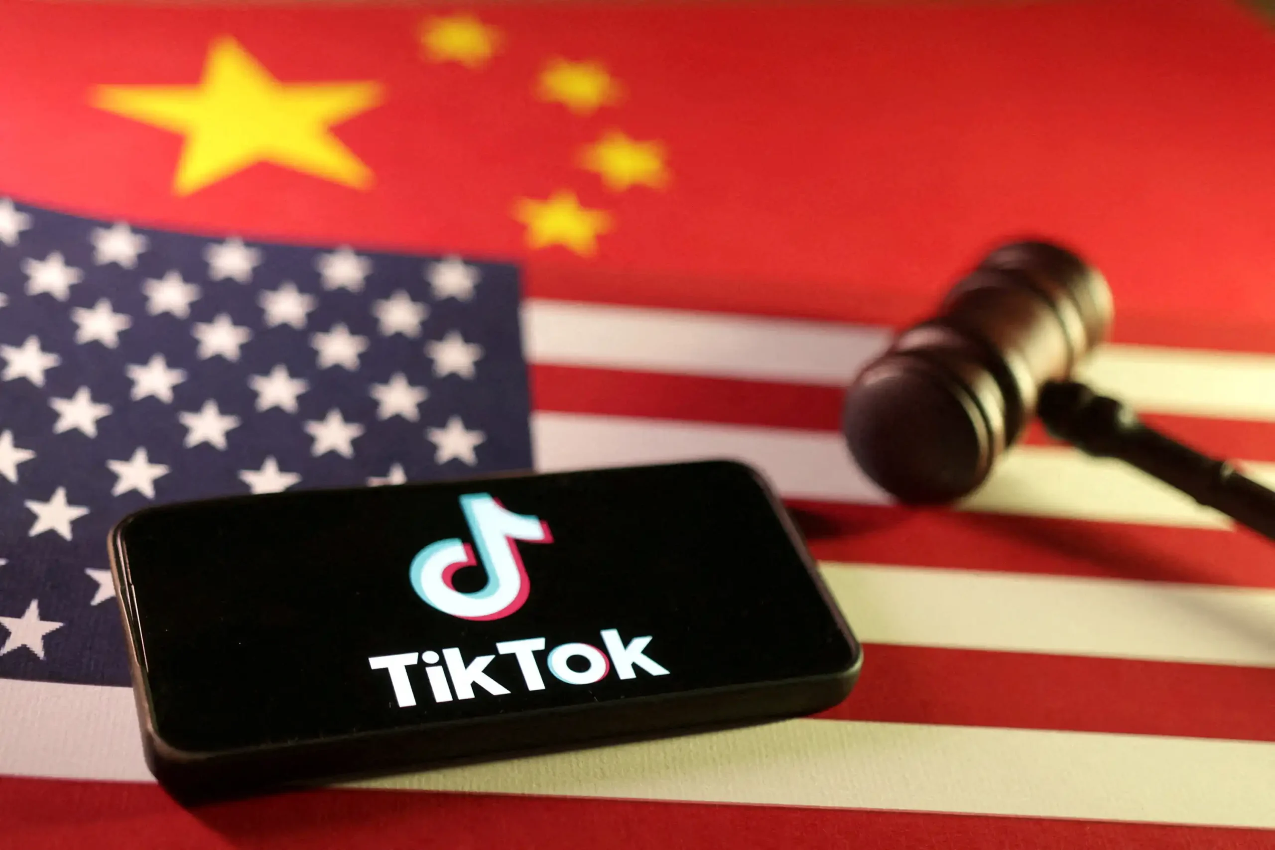 توافق آمریکا و چین برای ادامه فعالیت TikTok در ایالات متحده نهایی شد