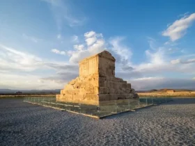 ۷ آبان روز بزرگداشت کوروش کبیر، بنیان‌ گذار هخامنشیان