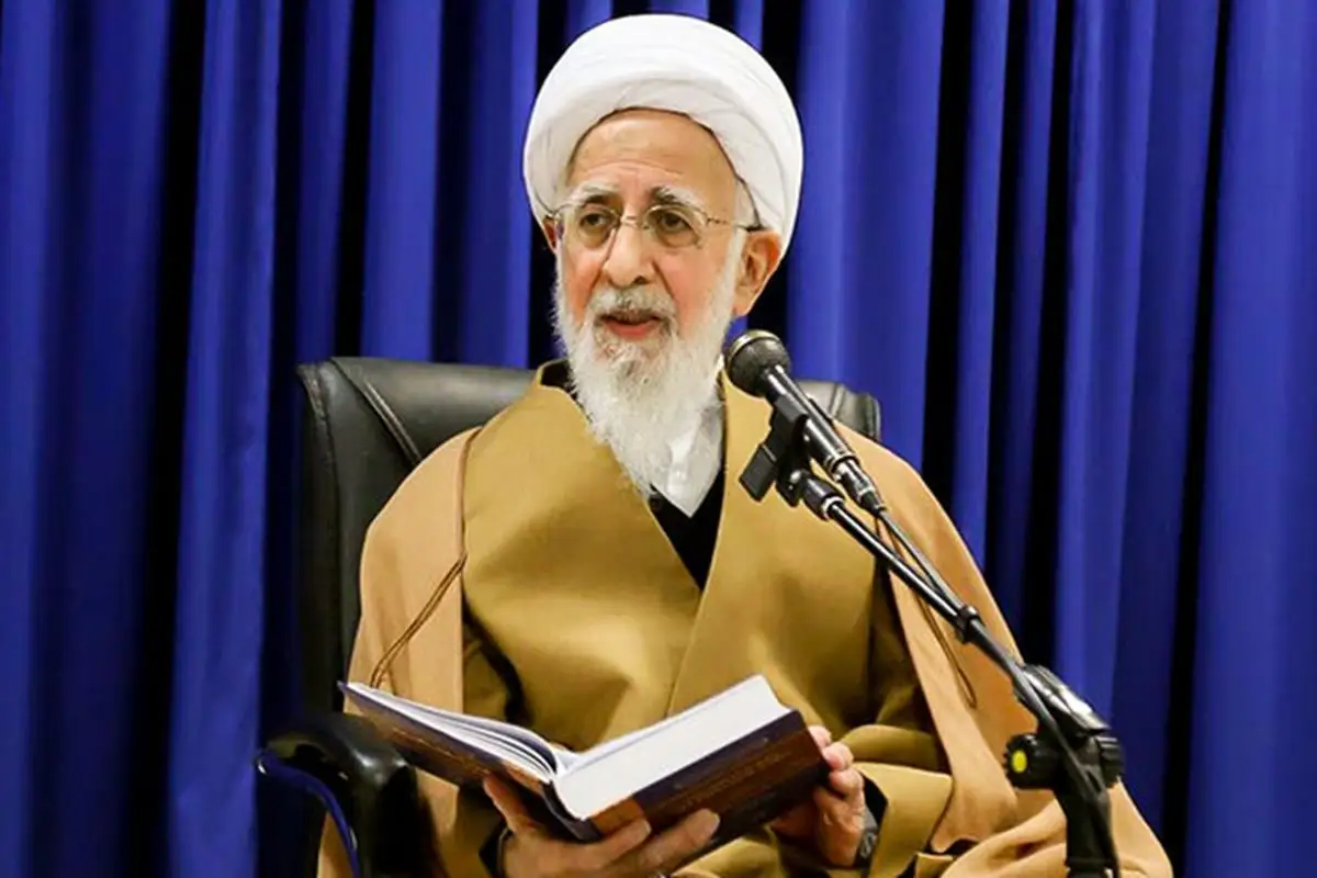 آیت‌الله جوادی آملی: اگر مسئولان درست عمل نکنند، جامعه بیمار می‌ شود