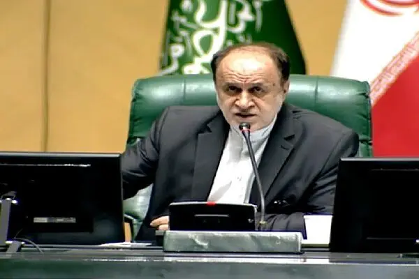 نایب رئیس مجلس: رضایت مردم اولویت اصلی است