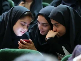 بحران هویت دانش‌آموزان در عصر شبکه‌های اجتماعی