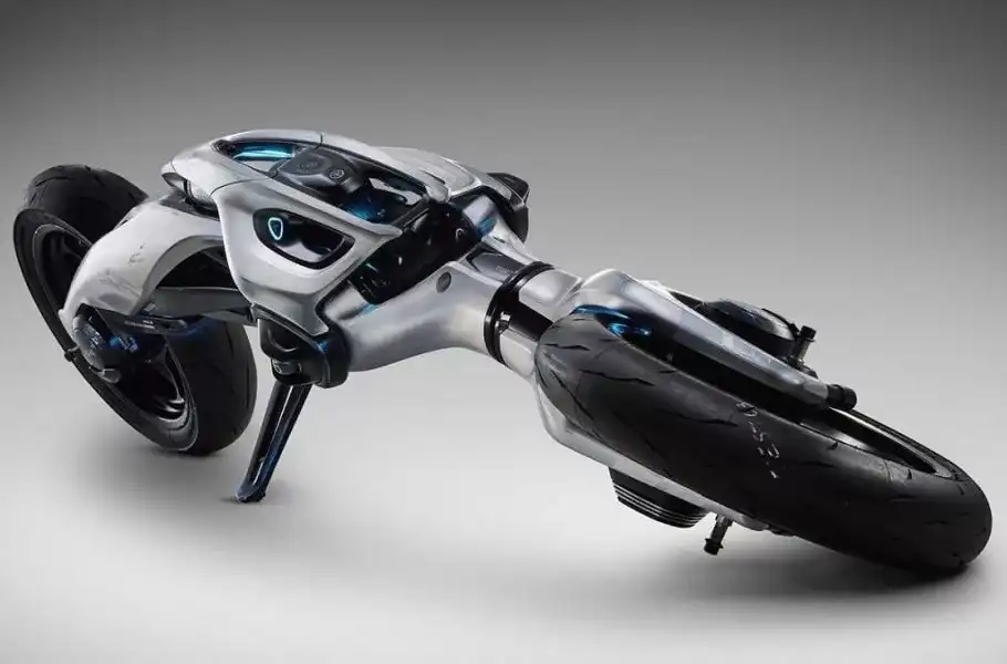 یاماها MOTOROiD؛ موتور سیکلت برقی با قابلیت چرخش ۱۸۰ درجه