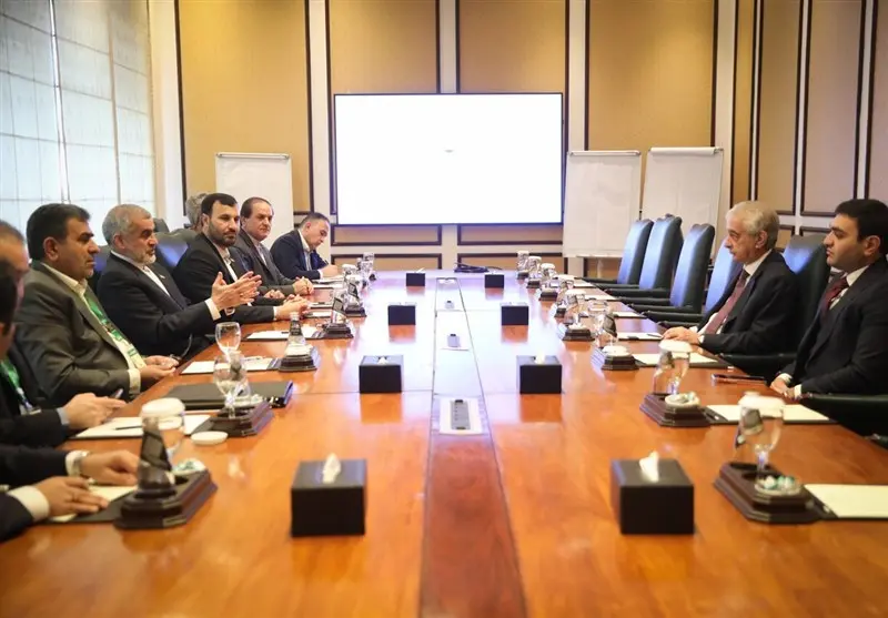 تأکید نیکزاد بر توسعه روابط ایران و آذربایجان در دیدار با نایب‌رئیس مجلس این کشور