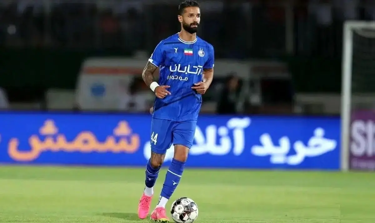 اخراج موقت آرمین سهرابیان از استقلال