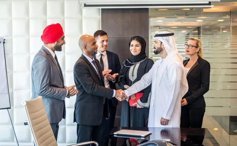 ثبت شرکت در دبی یا شروع کار بدون سرمایه در عمان؟