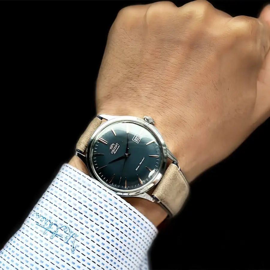 ساعت اورینت