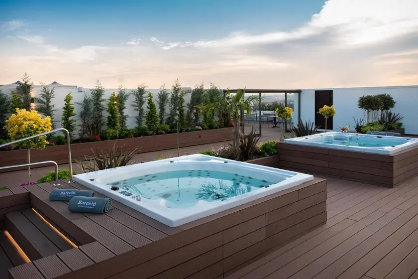 قیمت اقامت در هتل بارسلو استانبول