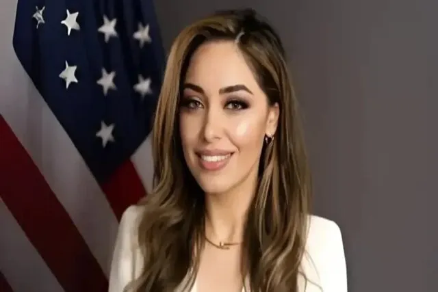 یک ایرانیالاصل دستیار وزیر امور خارجه ایالات متحده آمریکا شد