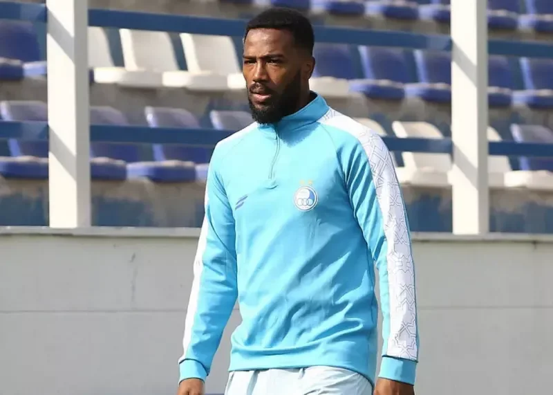 نازون آماده بازی شد تصمیم سخت کادر فنی استقلال