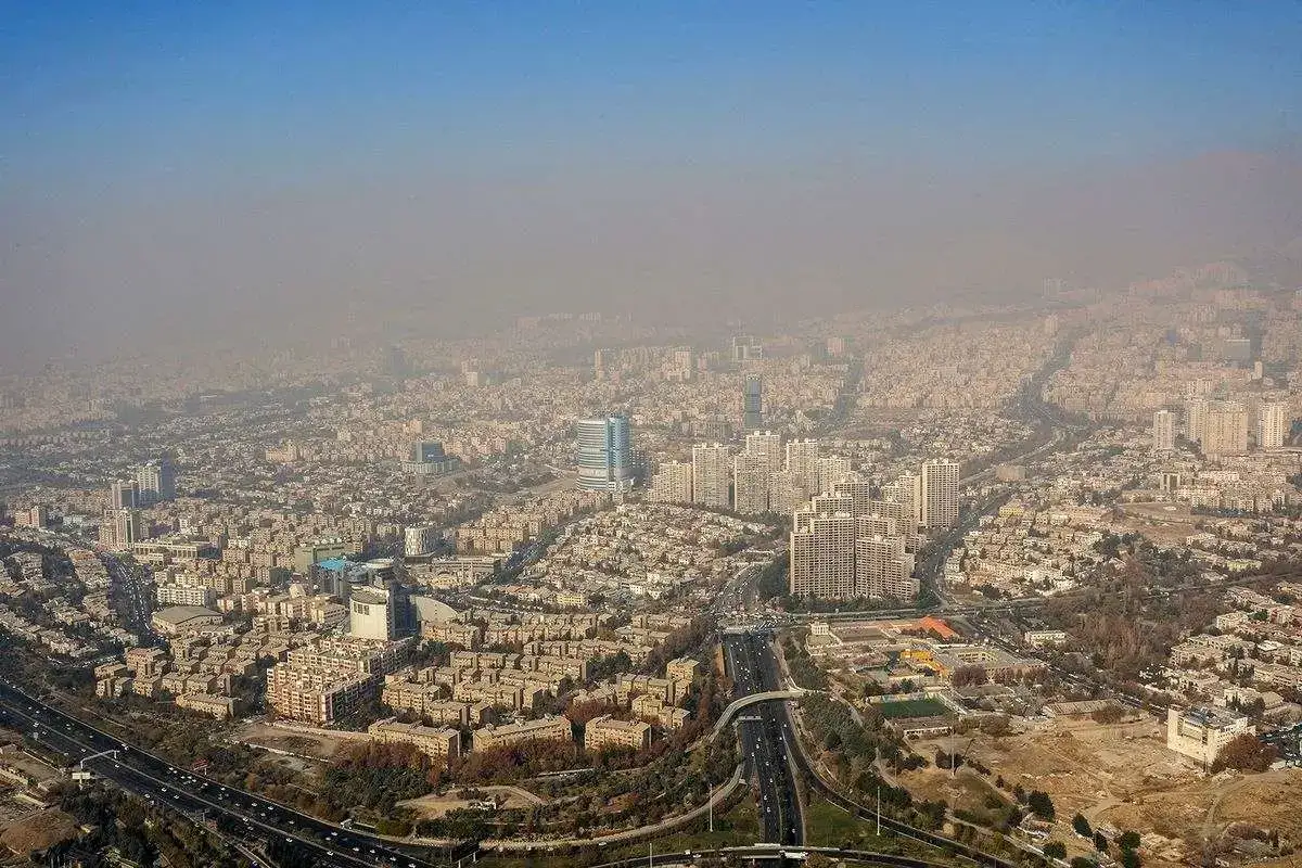 تعطیلی مدارس و ادارات ۱۱ آذر آلودگی هوا چند استان را به تعطیلی کشاند